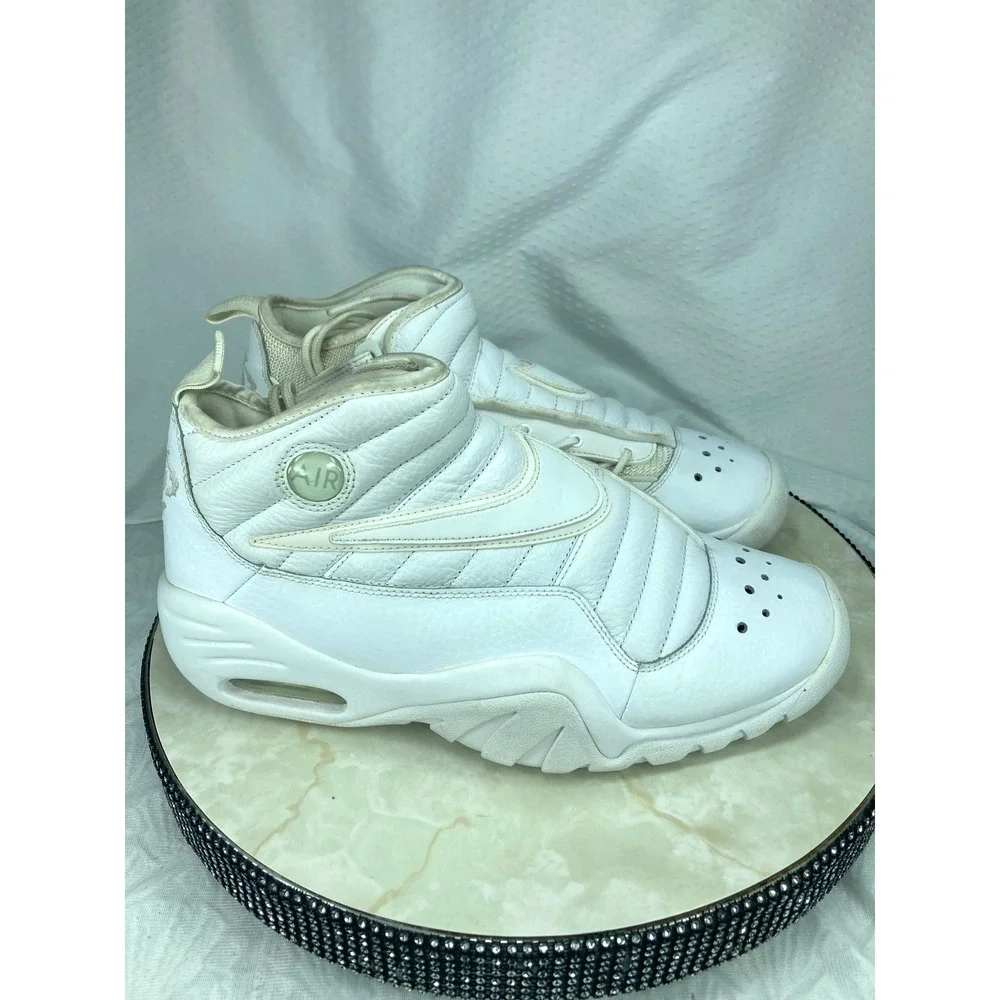 Nike Air Shake Ndestrukt Basketball Shoes Mens 10 Triple White High Top Sneakers